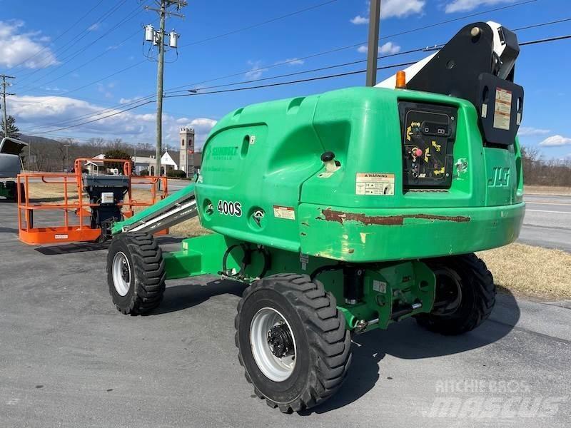 JLG 400S Телескопични повдигачи
