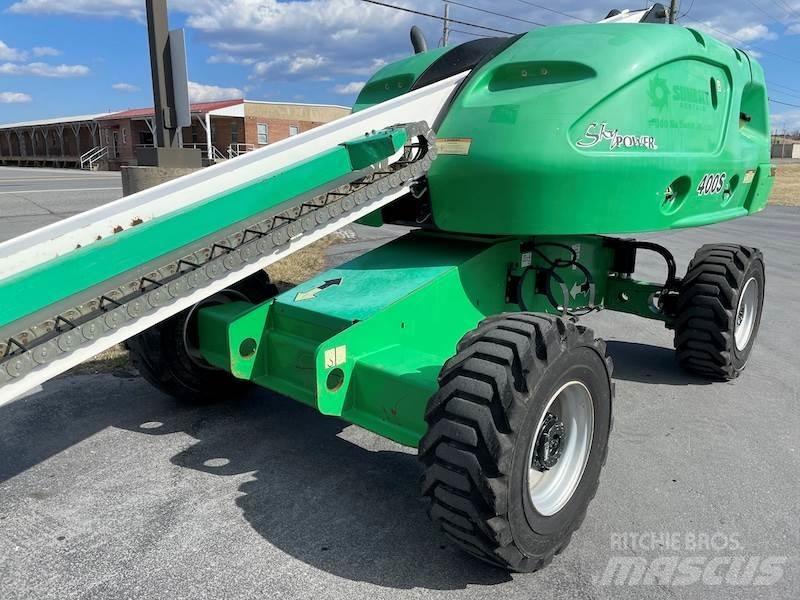 JLG 400S Телескопични повдигачи
