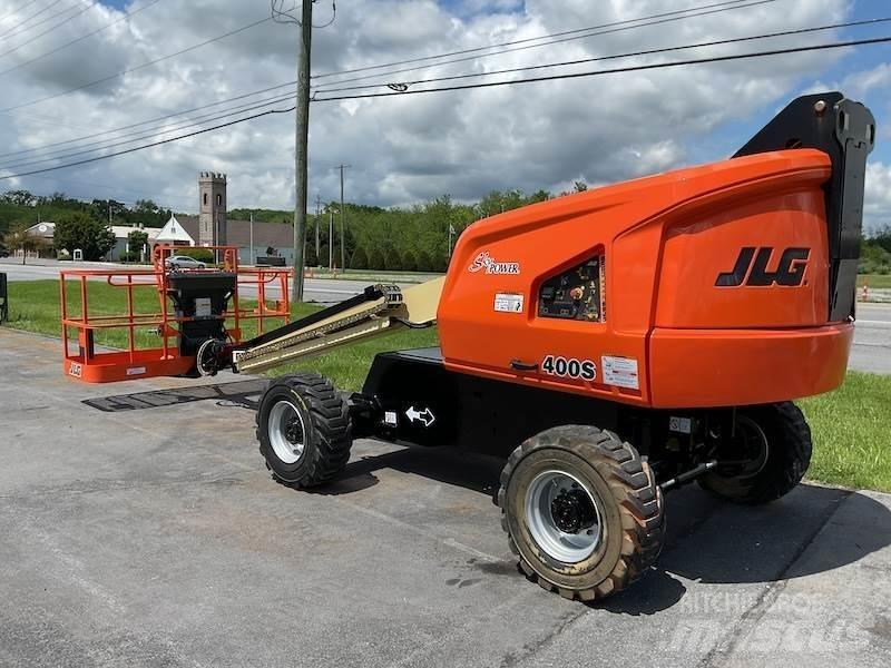 JLG 400S Телескопични повдигачи
