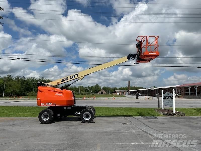 JLG 400S Телескопични повдигачи
