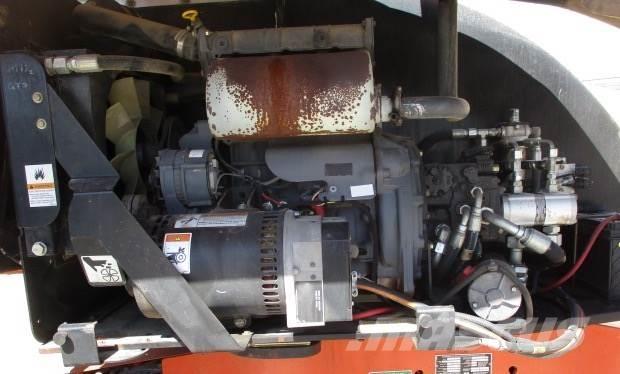 JLG 400S Телескопични повдигачи
