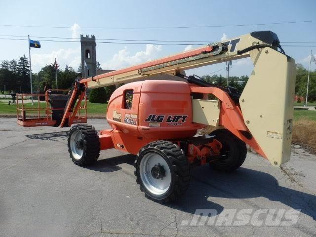 JLG 600AJ Други вишки и платформи