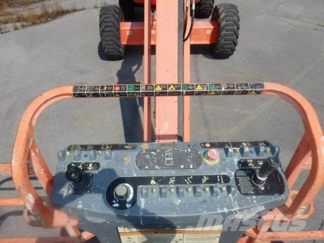 JLG 600AJ Други вишки и платформи
