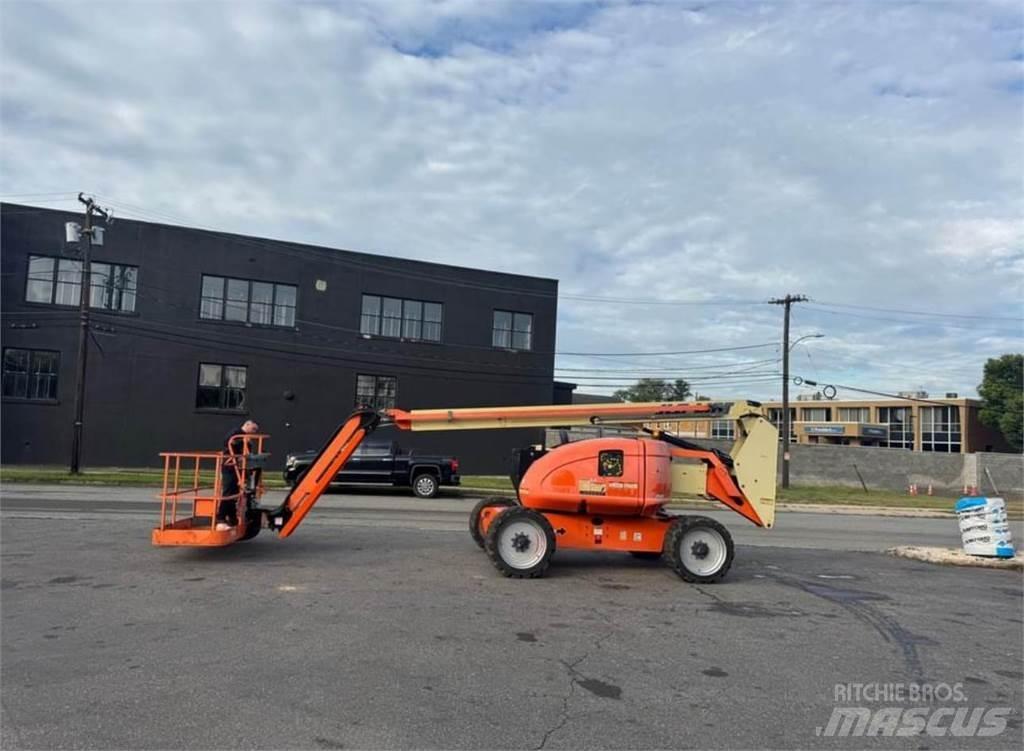JLG 600AJ Други вишки и платформи