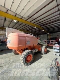 JLG 600S Телескопични повдигачи
