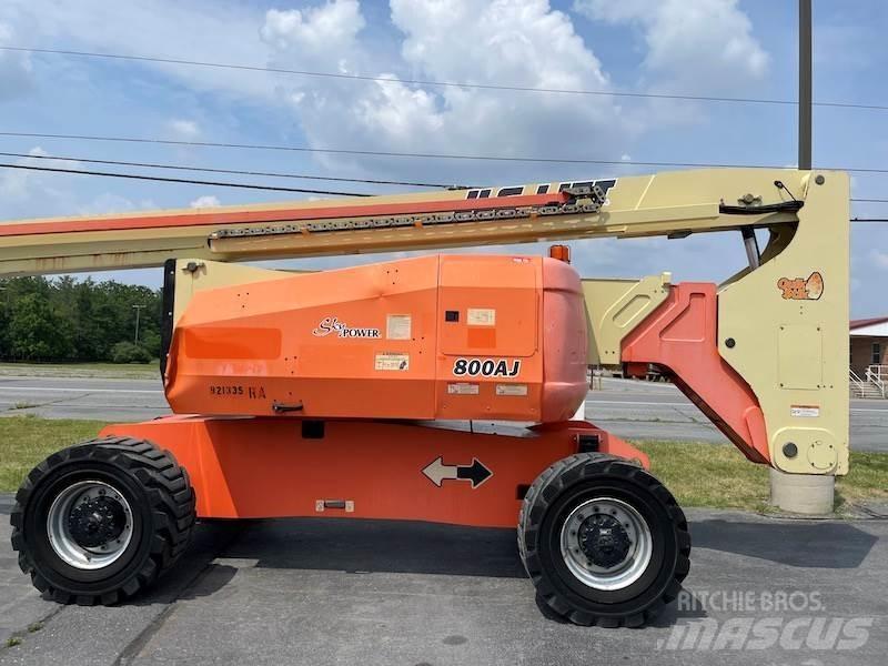 JLG 800AJ Други вишки и платформи