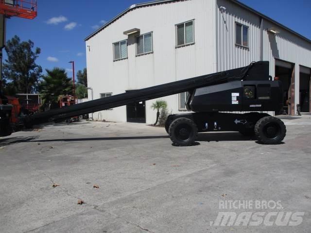 JLG 800S Други вишки и платформи