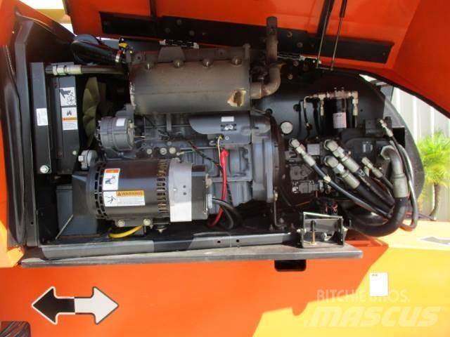JLG 860SJ Други вишки и платформи
