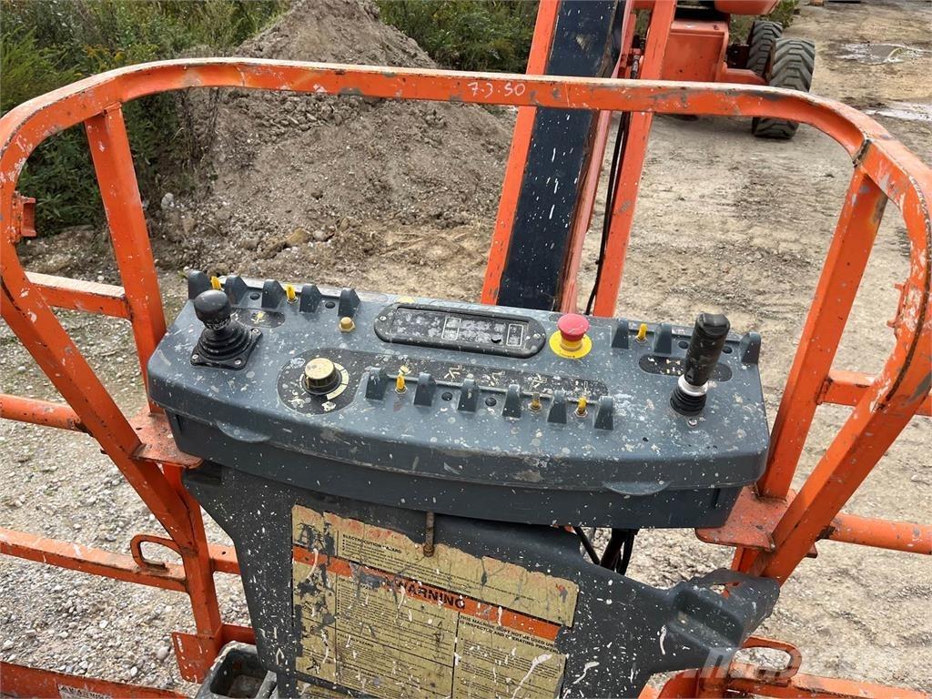 JLG 860SJ Други вишки и платформи