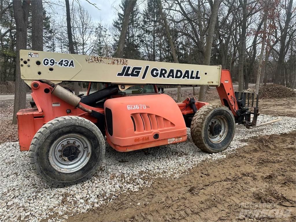 JLG G9-43A Телескопични товарачи