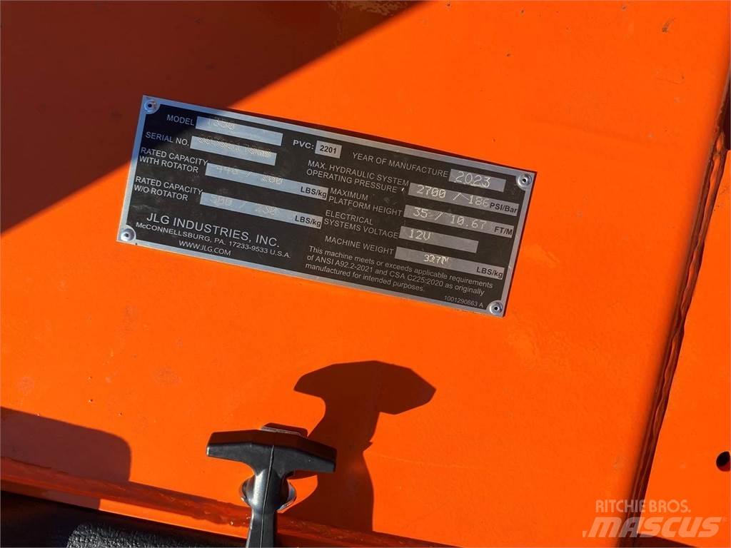 JLG T350 Моторизирани платформи с ремарке