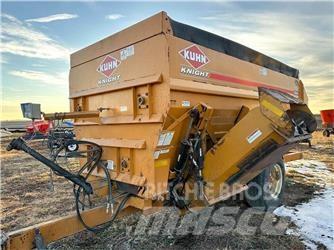 Kuhn 4142 Миксер Фидери