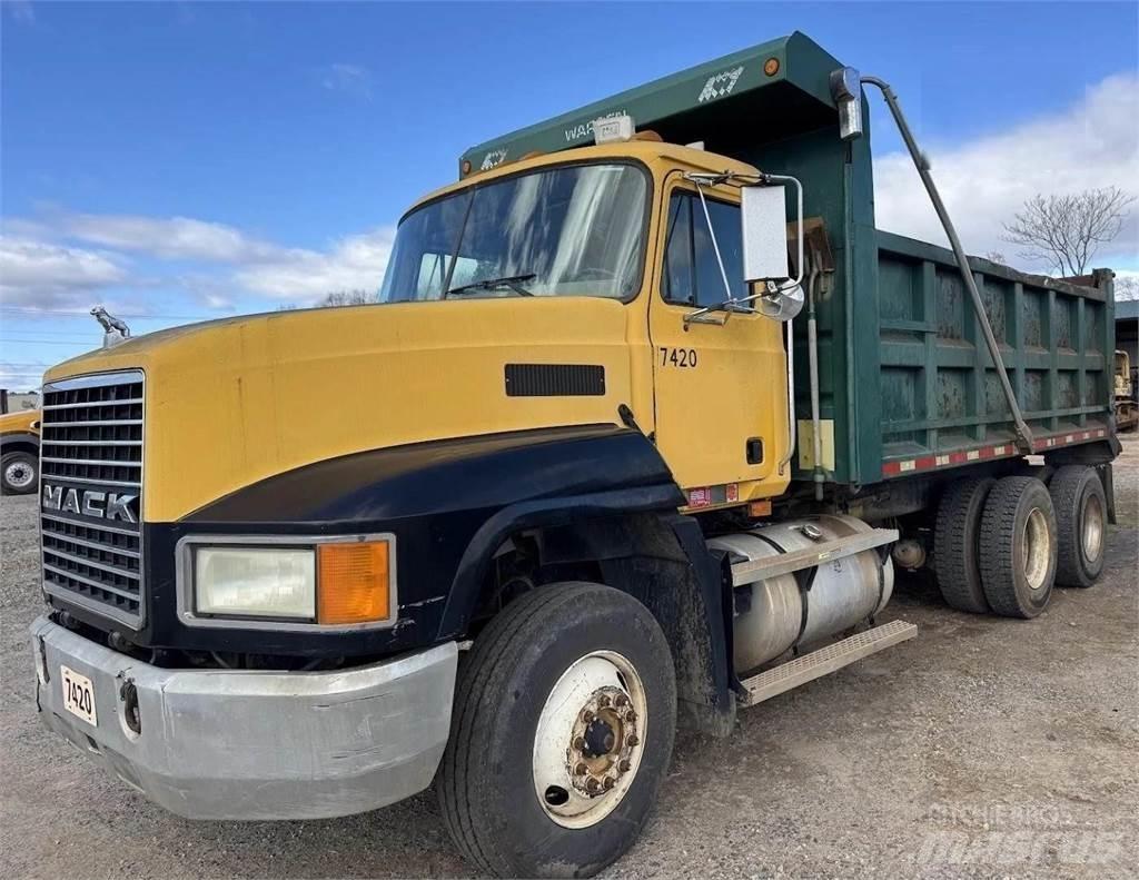 Mack CH613 Самосвал