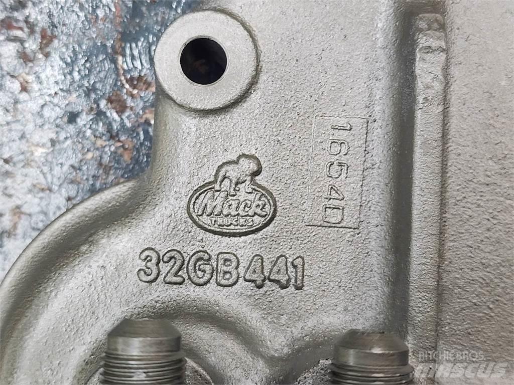 Mack E7 Двигатели