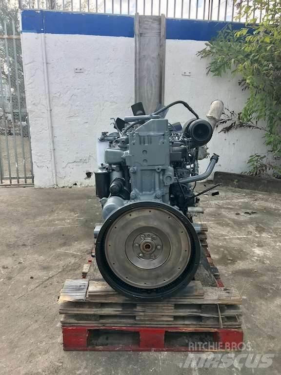 Mack E7 Двигатели