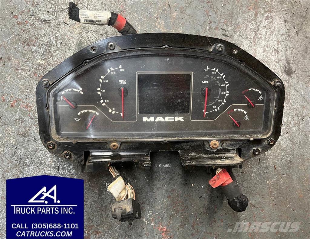 Mack LE613 Транспорт - Други
