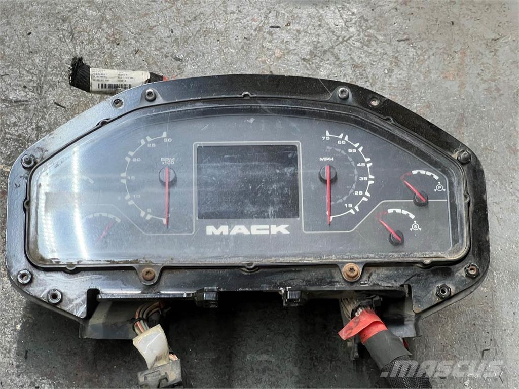 Mack LE613 Транспорт - Други