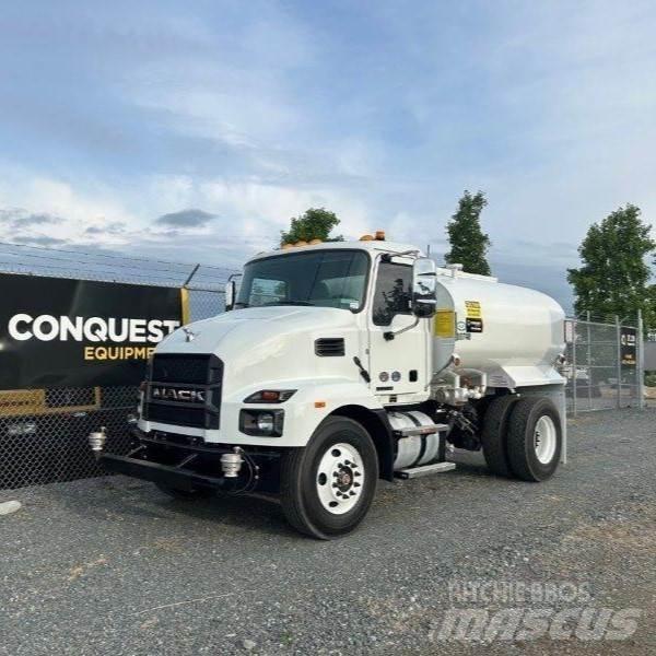 Mack MD642 Цистерна