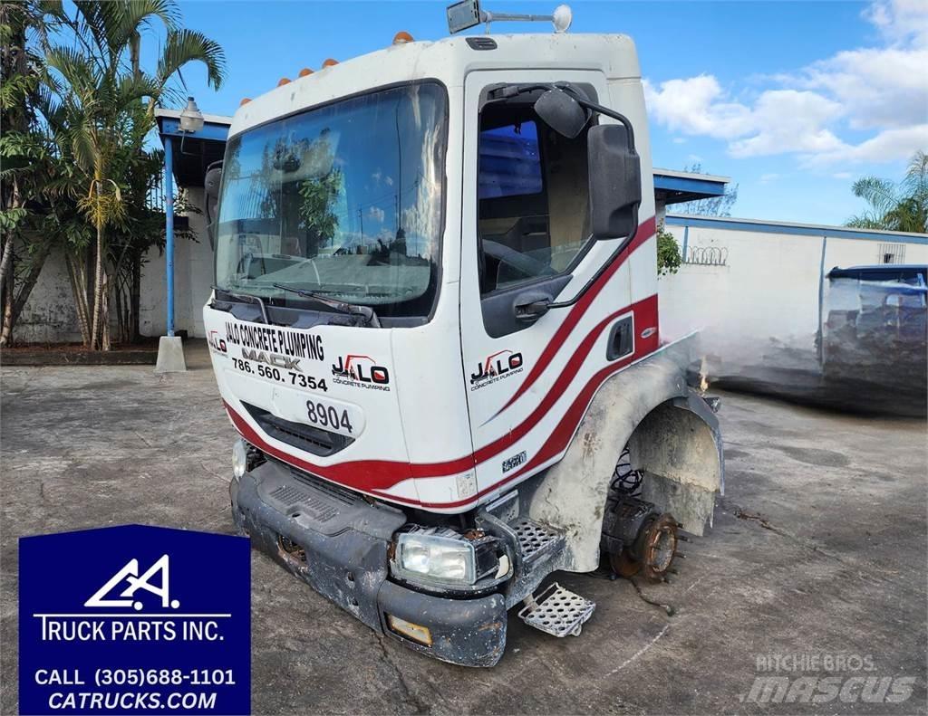 Mack MV322 Транспорт - Други