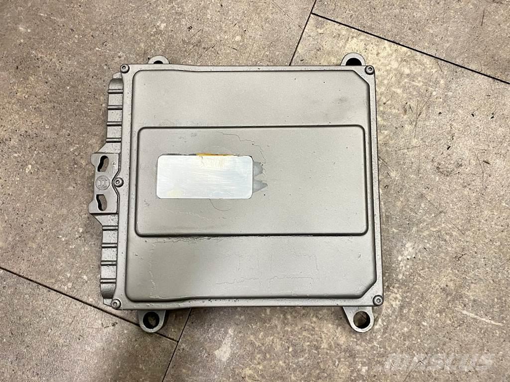 Mack N/A Електроники