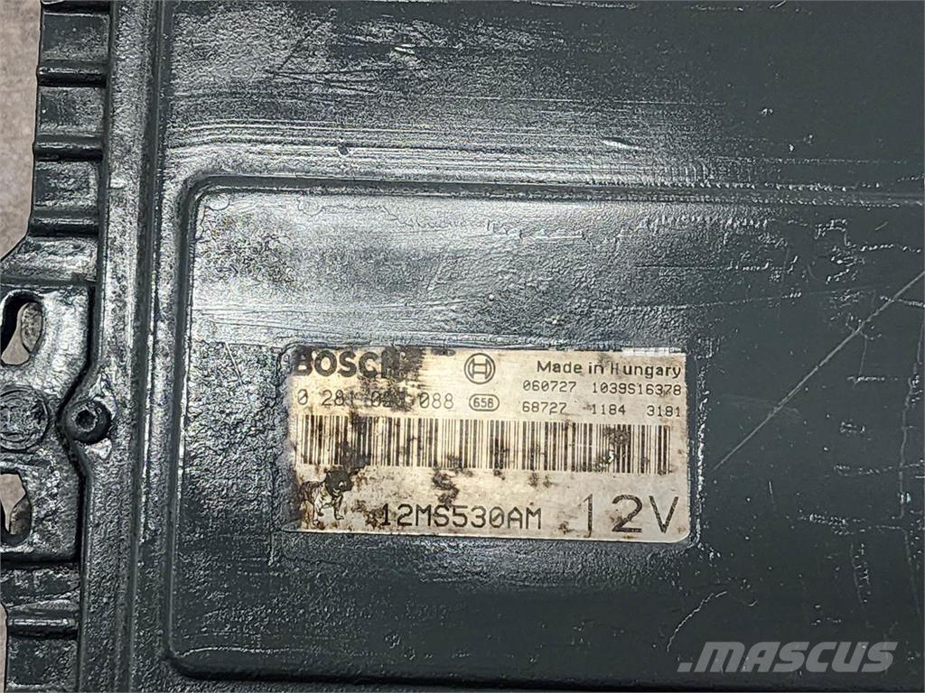 Mack N/A Електроники