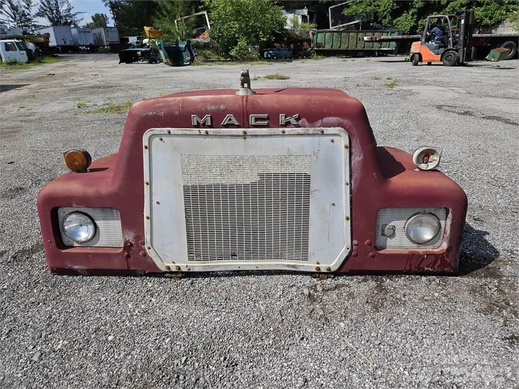 Mack Other Транспорт - Други