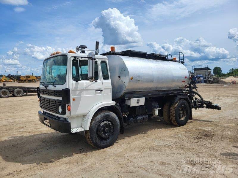 Mack Other Цистерна