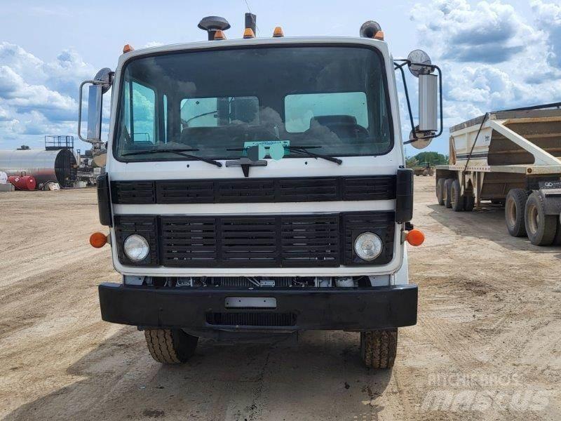 Mack Other Цистерна