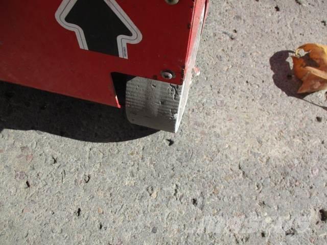 MEC 1330SE Ножични работни платформи