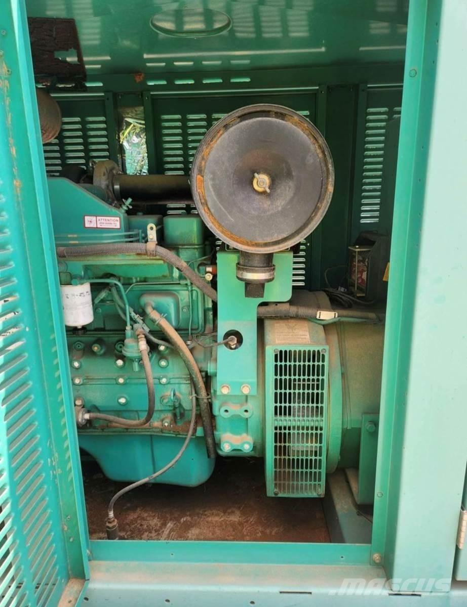 Onan 80 KW Дизелови генератори
