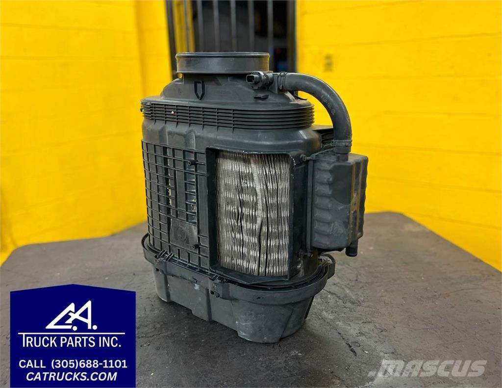 Paccar  Транспорт - Други