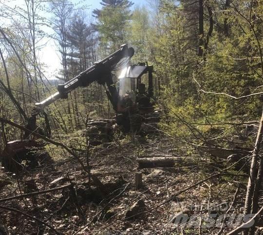 Valmet 921 Харвестери