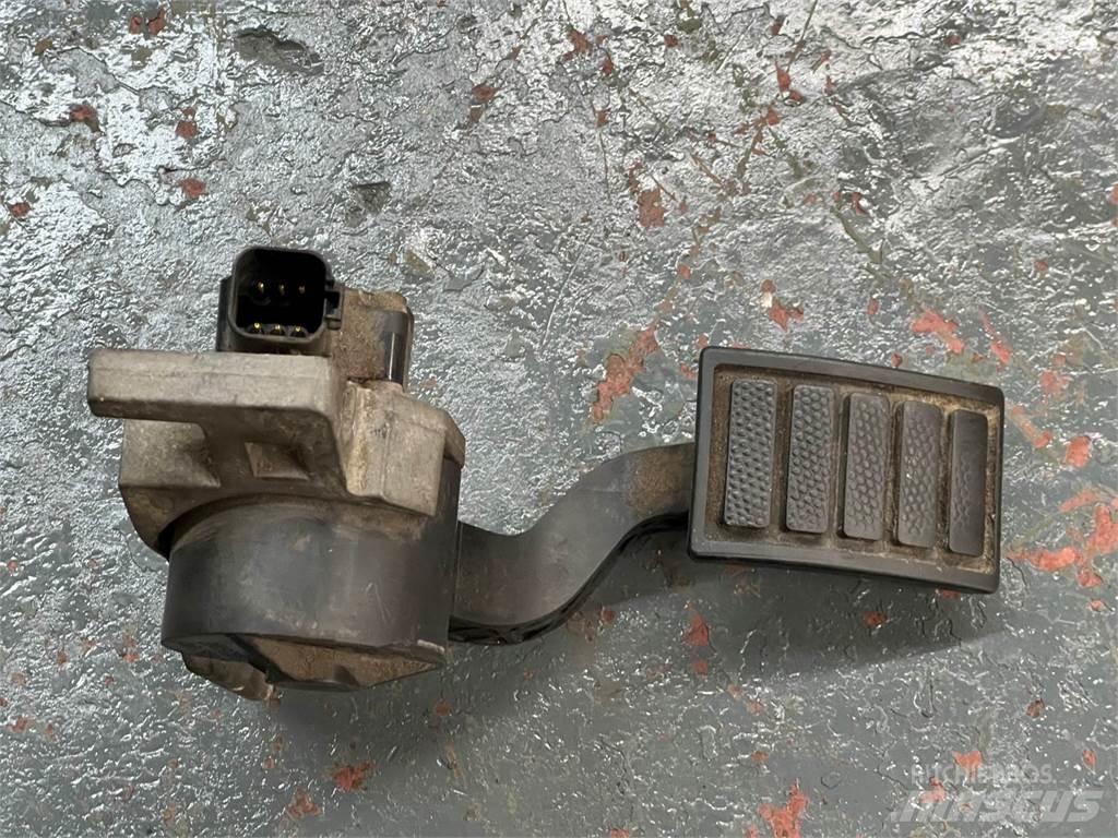 Volvo  Транспорт - Други
