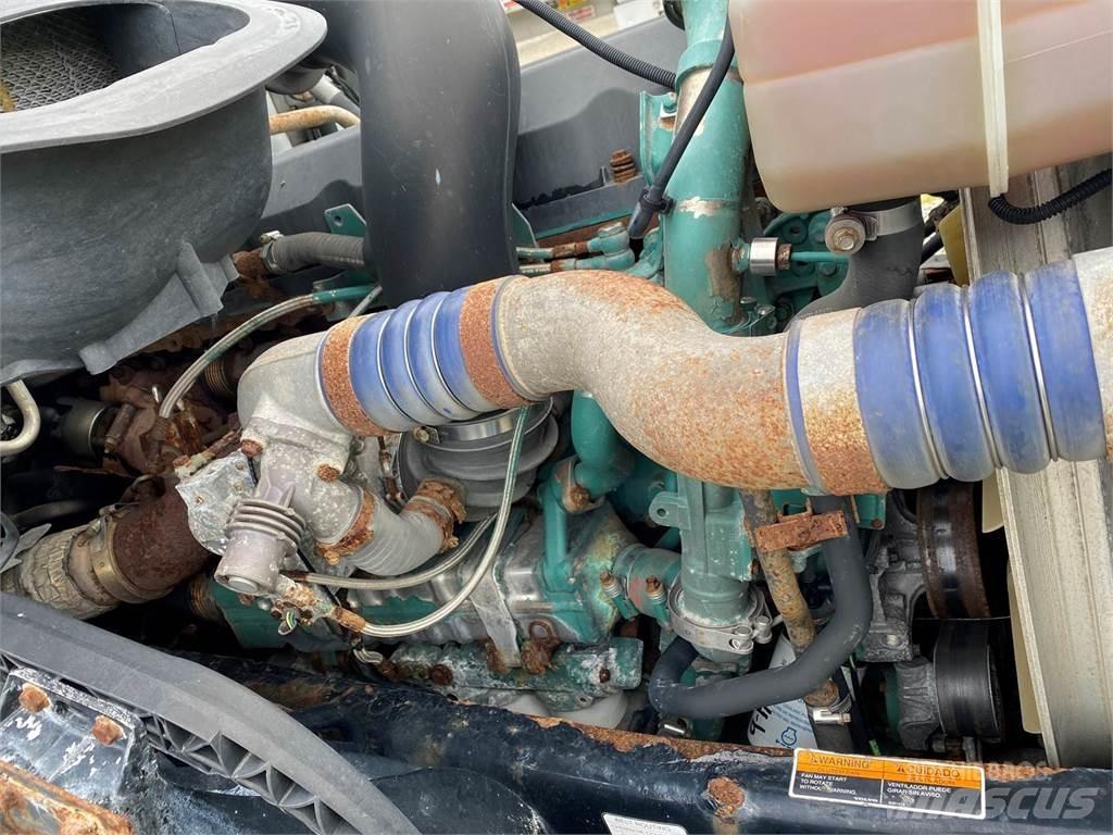 Volvo D13 Двигатели