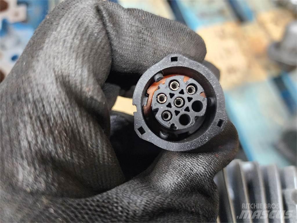 Volvo D13 Транспорт - Други