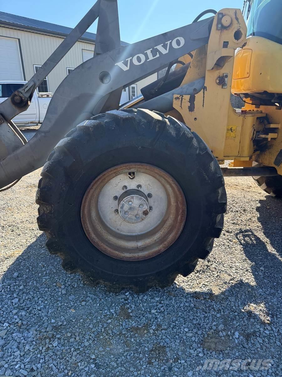 Volvo L45 Колесни товарачи