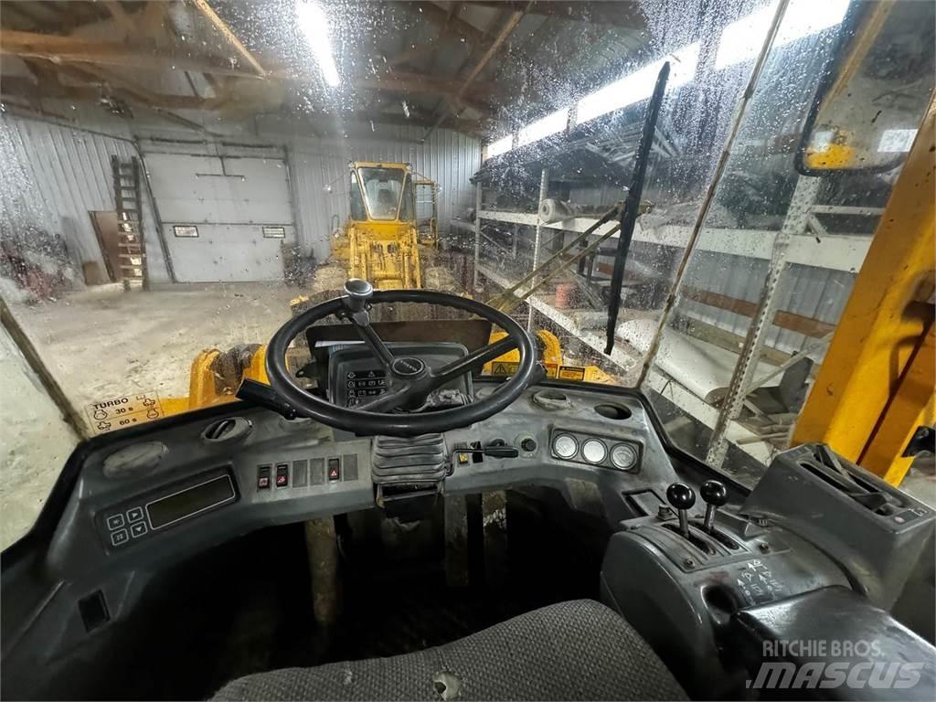Volvo L70C Колесни товарачи