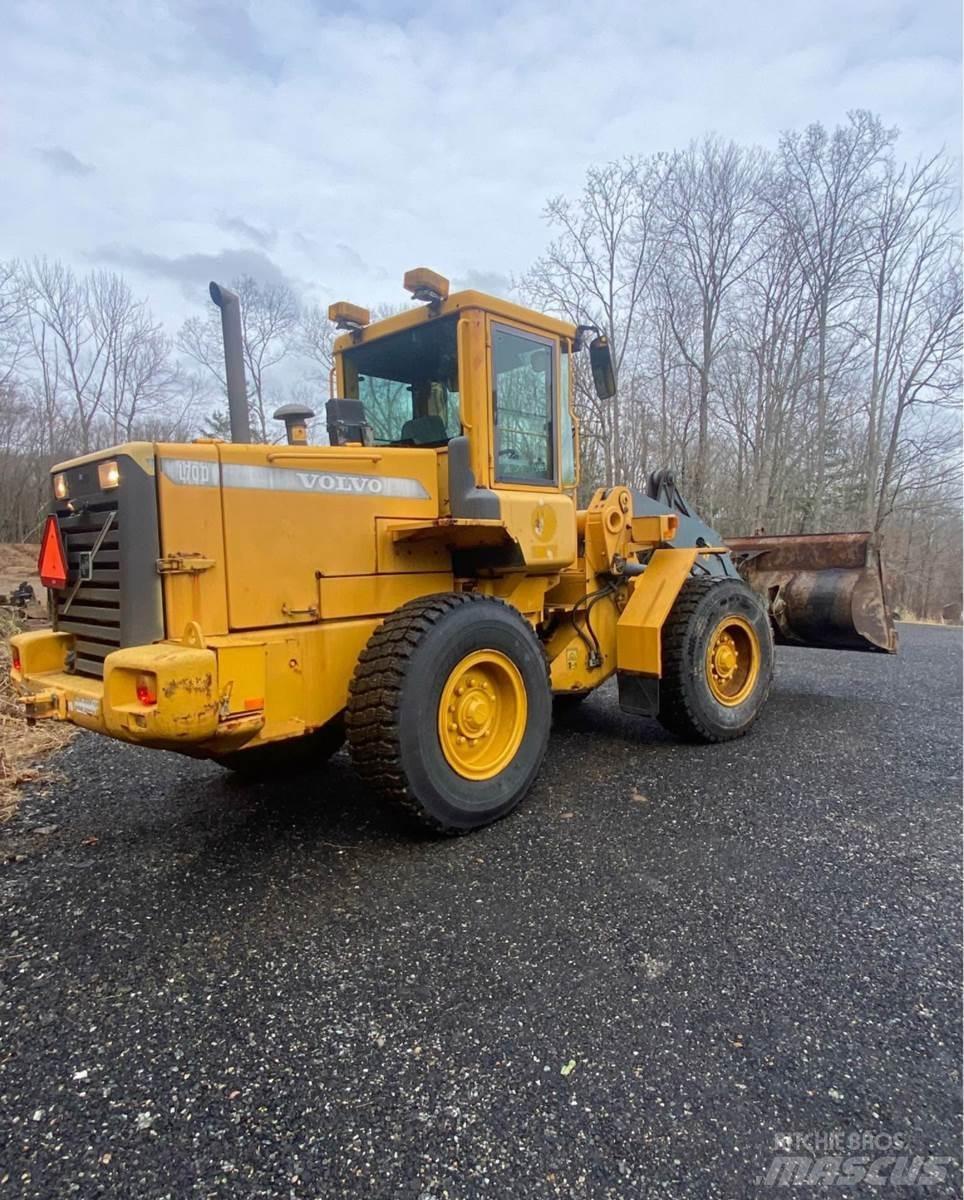 Volvo L70D Колесни товарачи