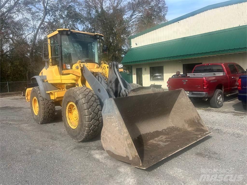 Volvo L70G Колесни товарачи