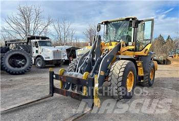Volvo L90G Колесни товарачи