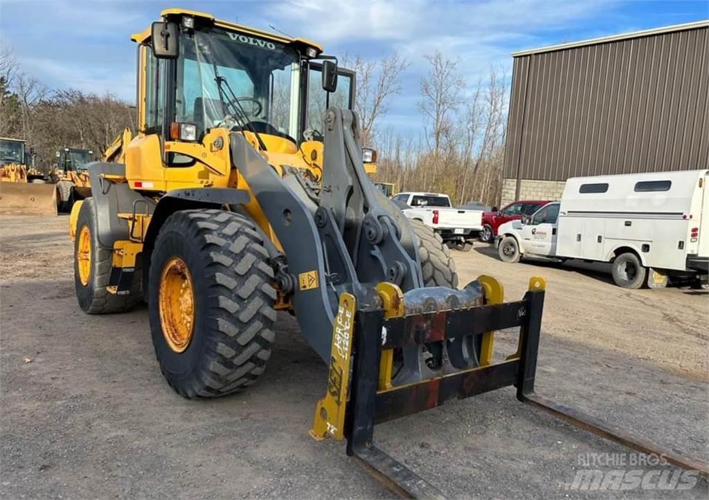 Volvo L90G Колесни товарачи