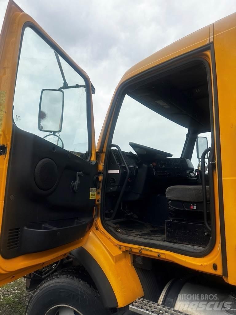 Volvo VHD Самосвал