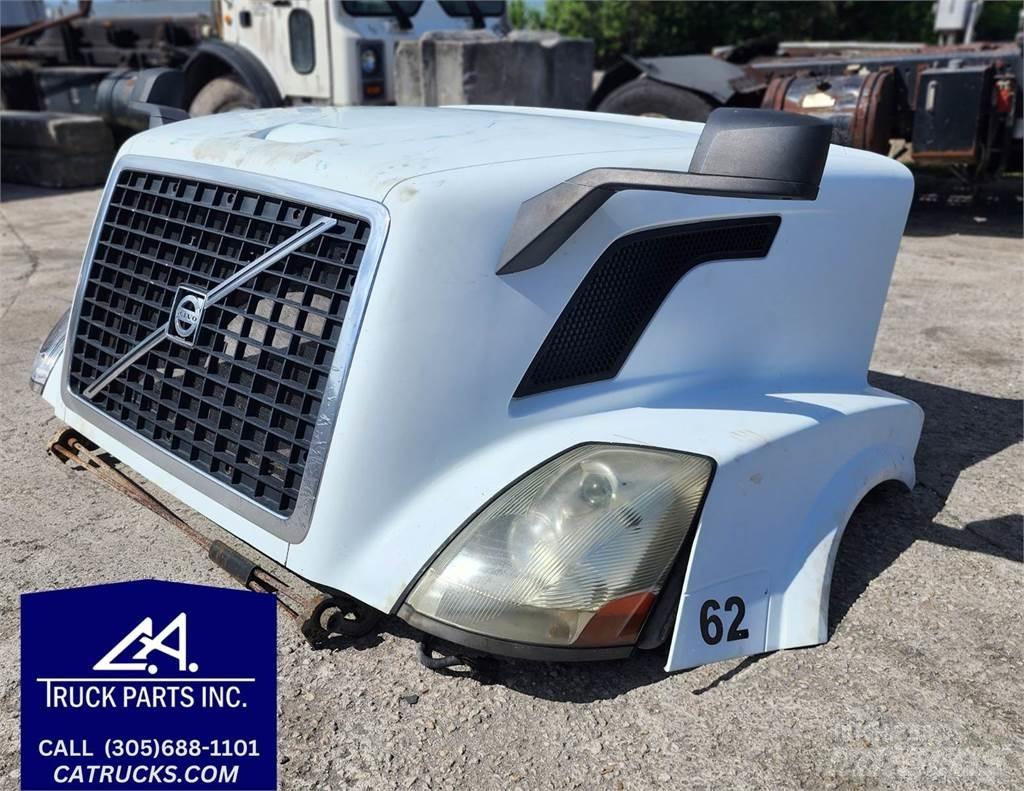 Volvo VNL Транспорт - Други
