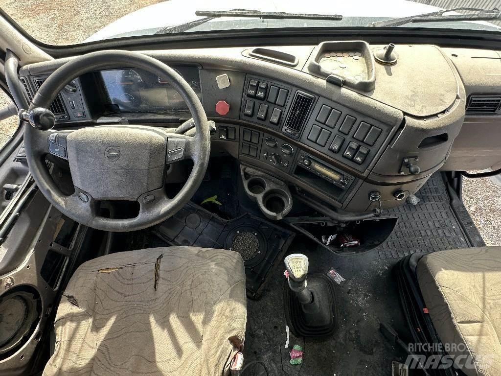 Volvo VNL Автомобили за пътна помощ