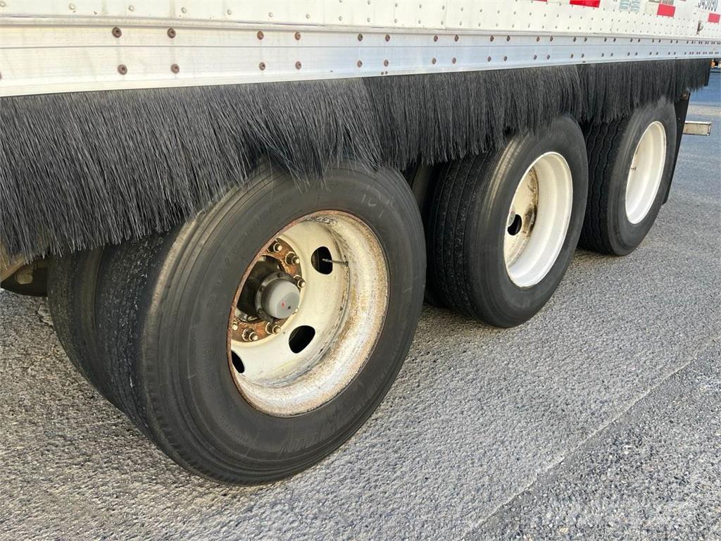 Wabash  Ремаркета фургони