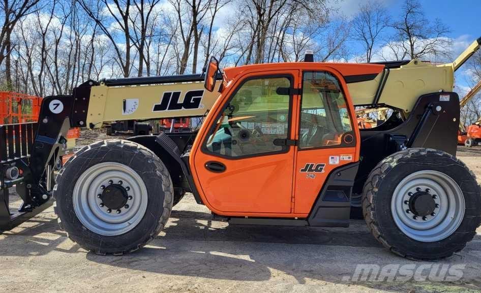 JLG 742 Телескопични товарачи