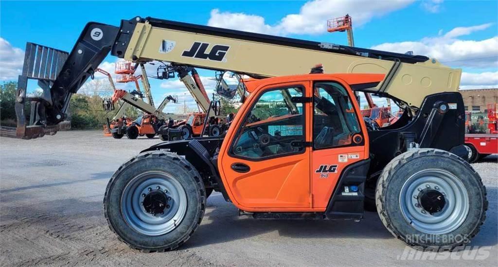 JLG 943 Телескопични товарачи