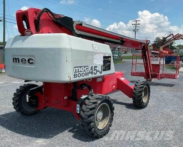 MEC 45J Вертикални мачтови повдигачи
