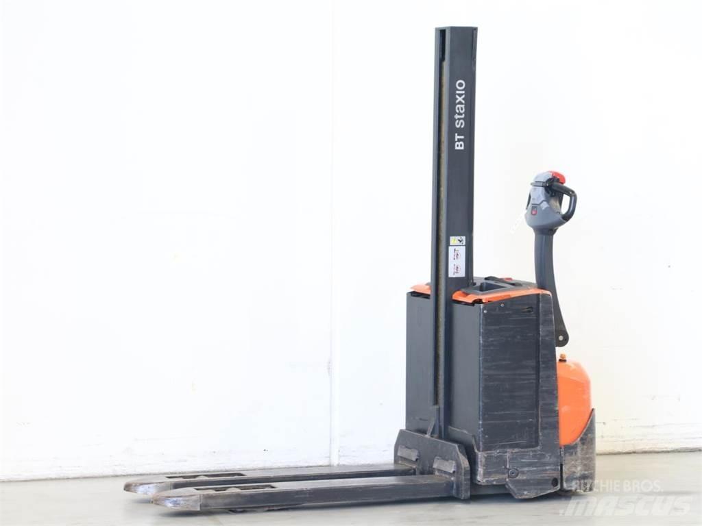 BT SWE080L Колички високоповдигачи с теглич