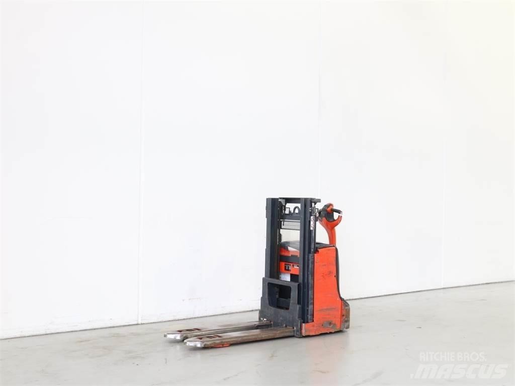 Linde D08/1160 Колички високоповдигачи с теглич